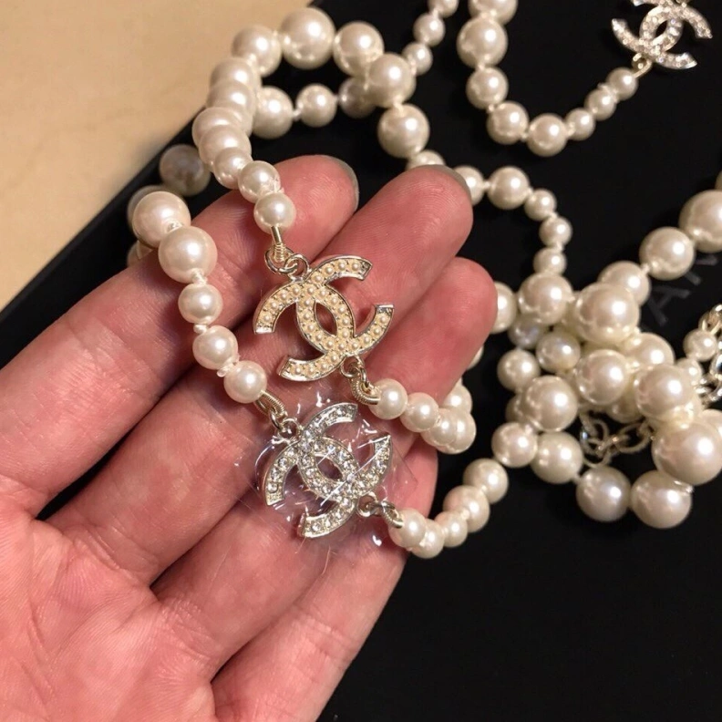 Sophisticated Chxnxl Necklaces 284826