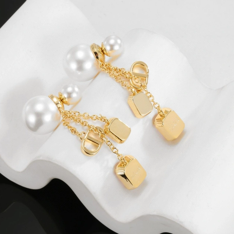 Christian Dxxr Earrings ModernLook 293811