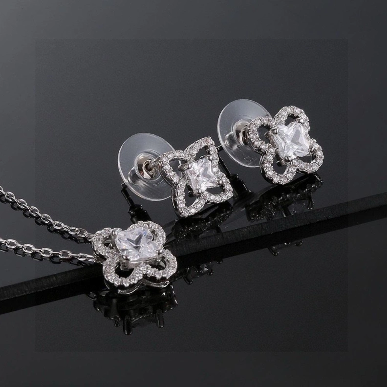 Minimalist LX Necklaces 308408