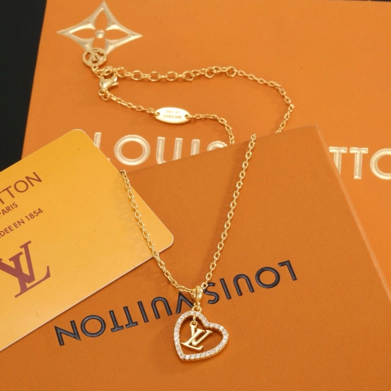 Trendy LX Necklaces 308409