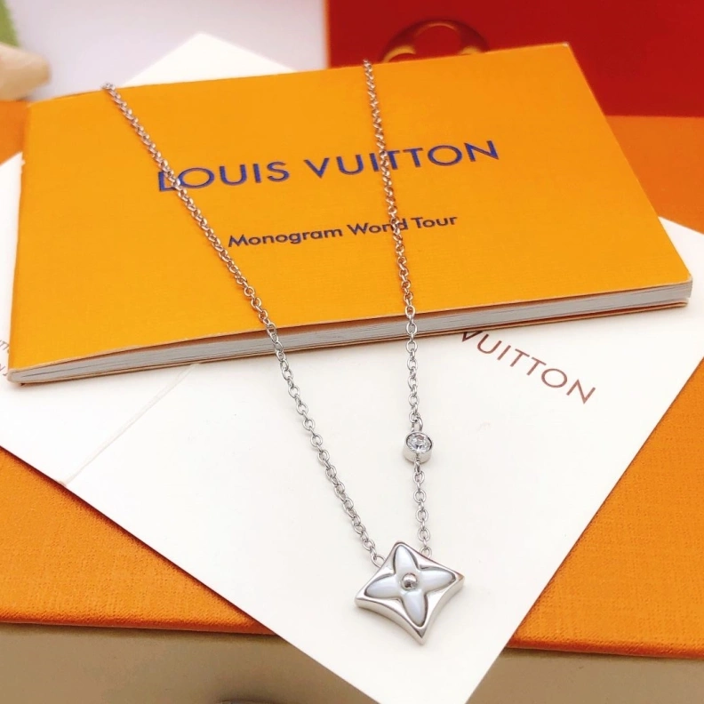 Trendsetting LX Necklaces 308397