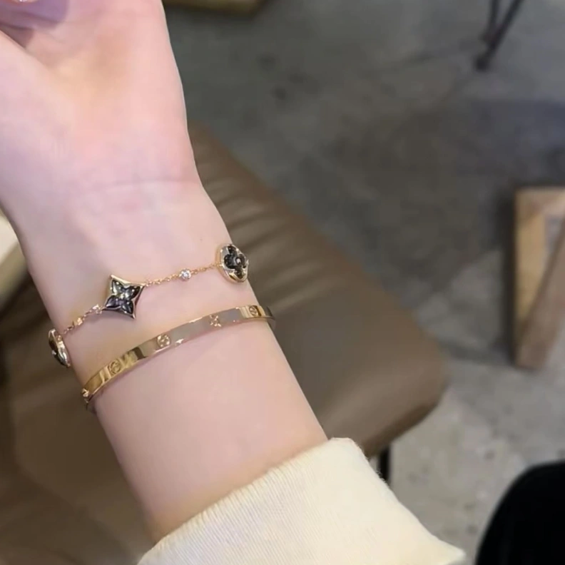 Resilient LX Bracelets 308694