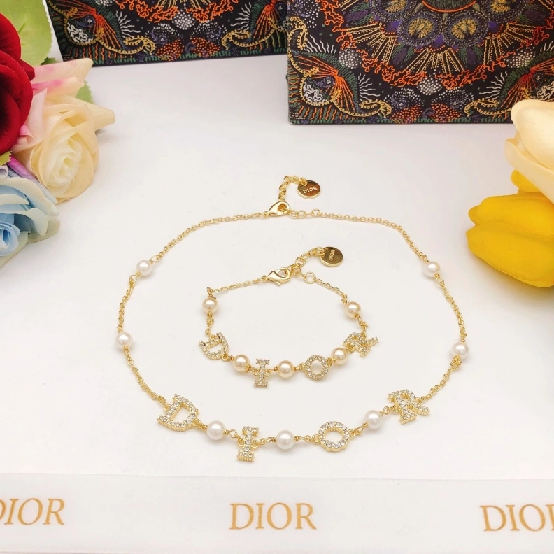 Christian Dxxr Necklaces Comfortable 293692