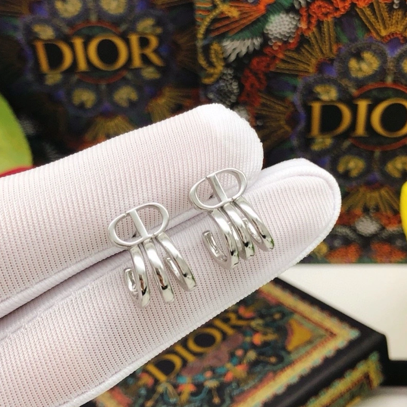 Christian Dxxr Earrings ModernLook 293806