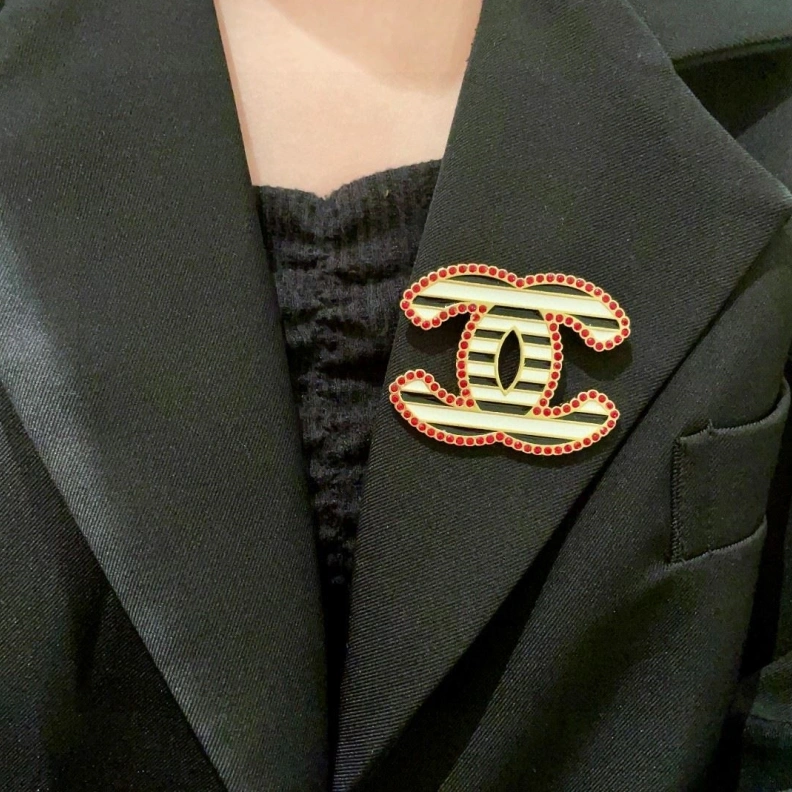 Chxnxl Brooches Sophisticated 287828