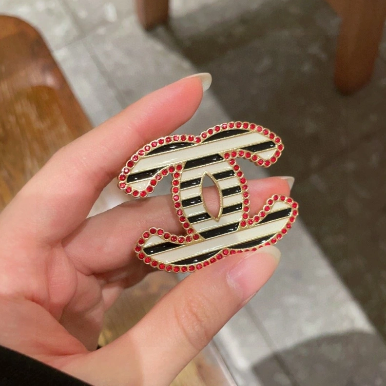 Chxnxl Brooches Sophisticated 287828