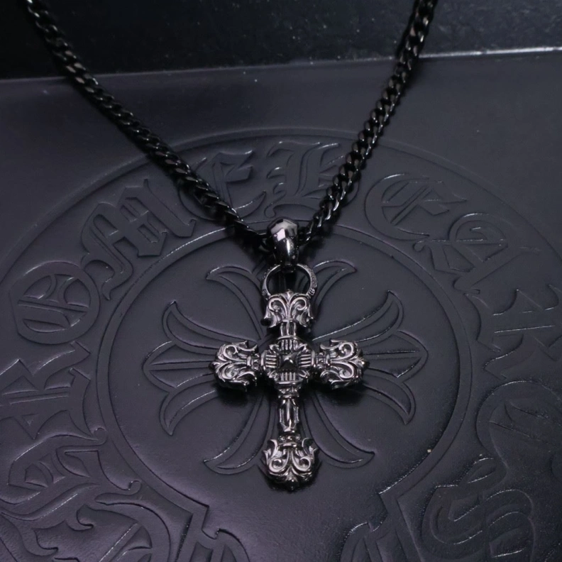 SportInspired Chrxmx Hxxrts Necklaces 295727