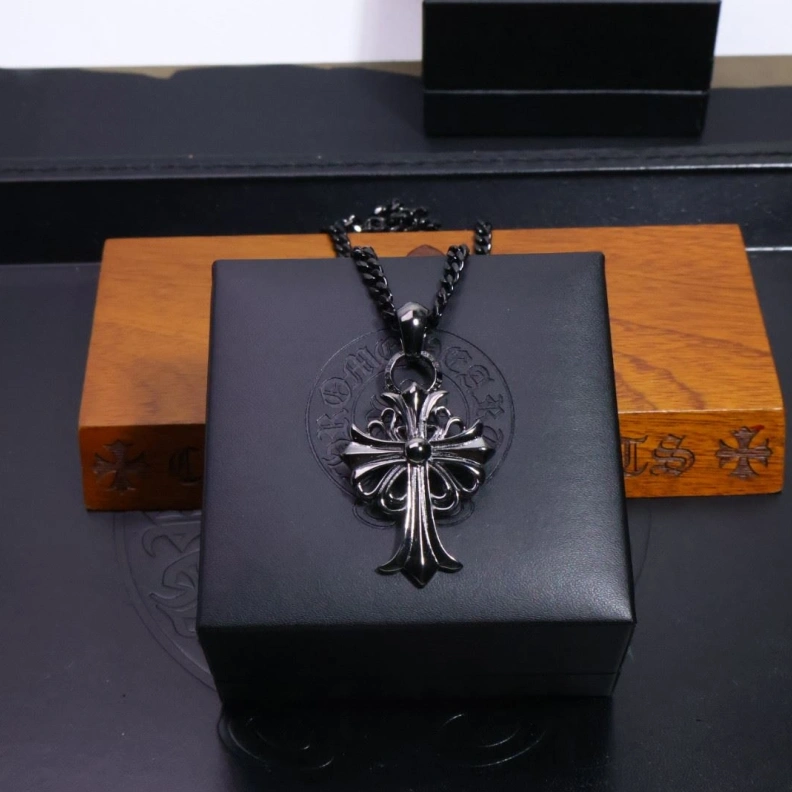 Chrxmx Hxxrts Necklaces Elegant 295712