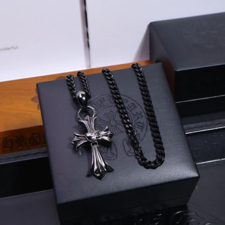 StreetReady Chrxmx Hxxrts Necklaces 295717