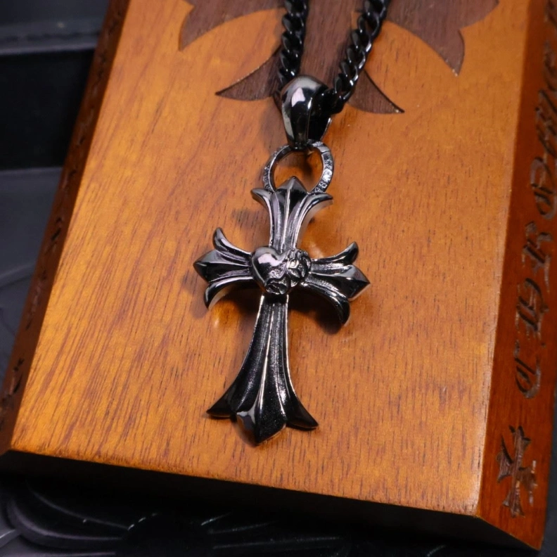 StreetReady Chrxmx Hxxrts Necklaces 295717