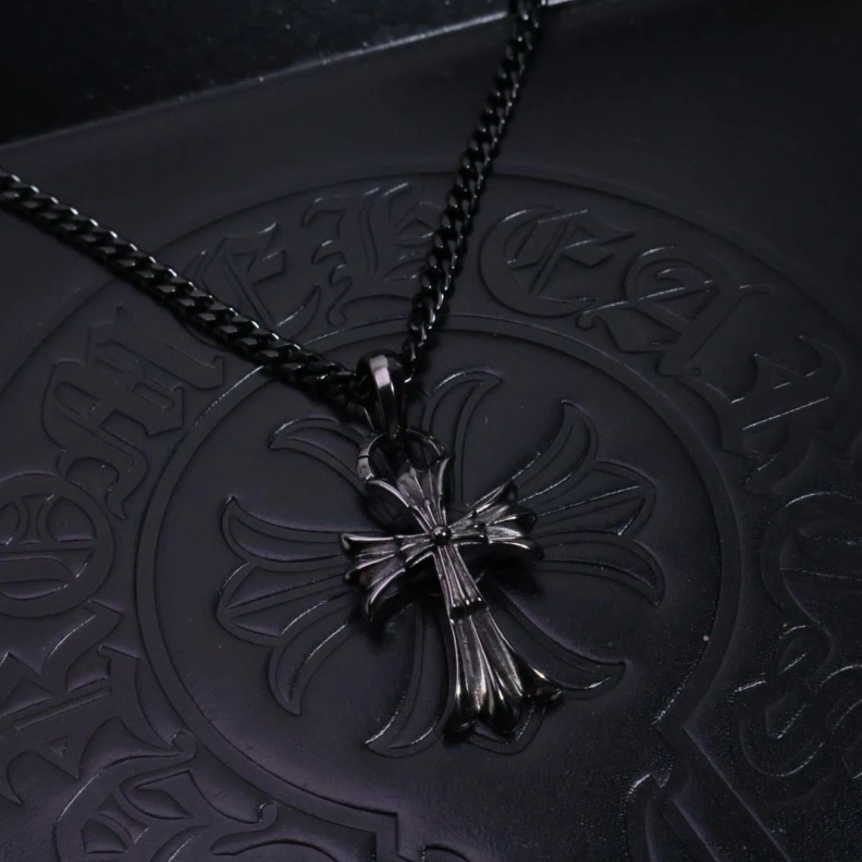 Bright Chrxmx Hxxrts Necklaces 295707