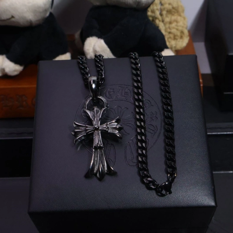 Bright Chrxmx Hxxrts Necklaces 295707
