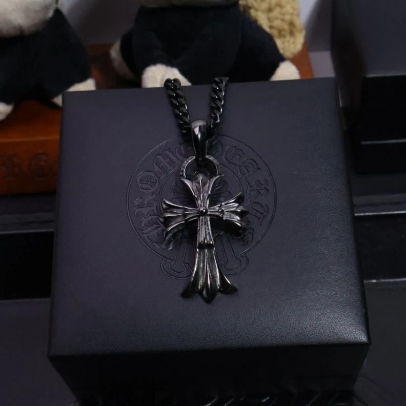 Bright Chrxmx Hxxrts Necklaces 295707