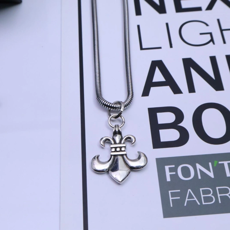 Comfortable Chrxmx Hxxrts Necklaces 295716