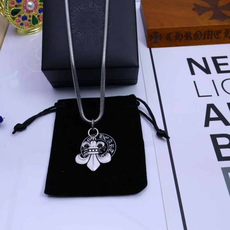 Comfortable Chrxmx Hxxrts Necklaces 295716