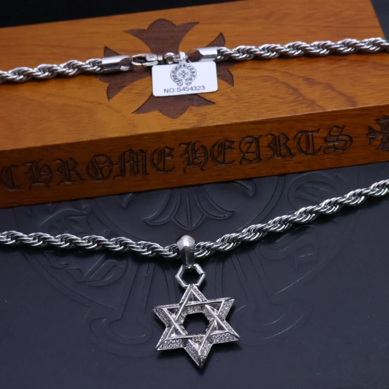 Soft Chrxmx Hxxrts Necklaces 295710
