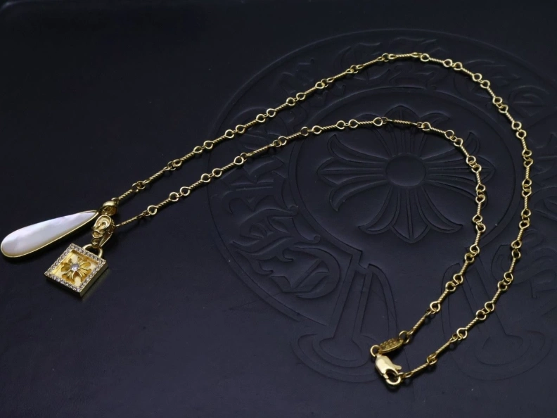 Chrxmx Hxxrts Necklaces Breathable 295709