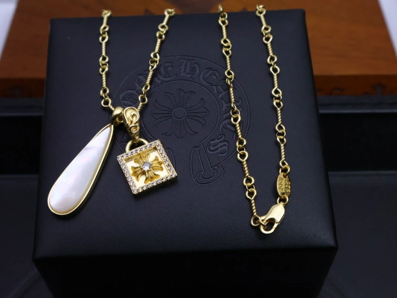 Chrxmx Hxxrts Necklaces Breathable 295709