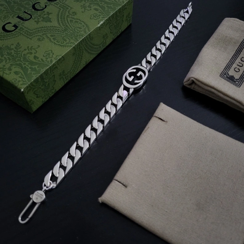 Reliable Gxccx Bracelets 302230