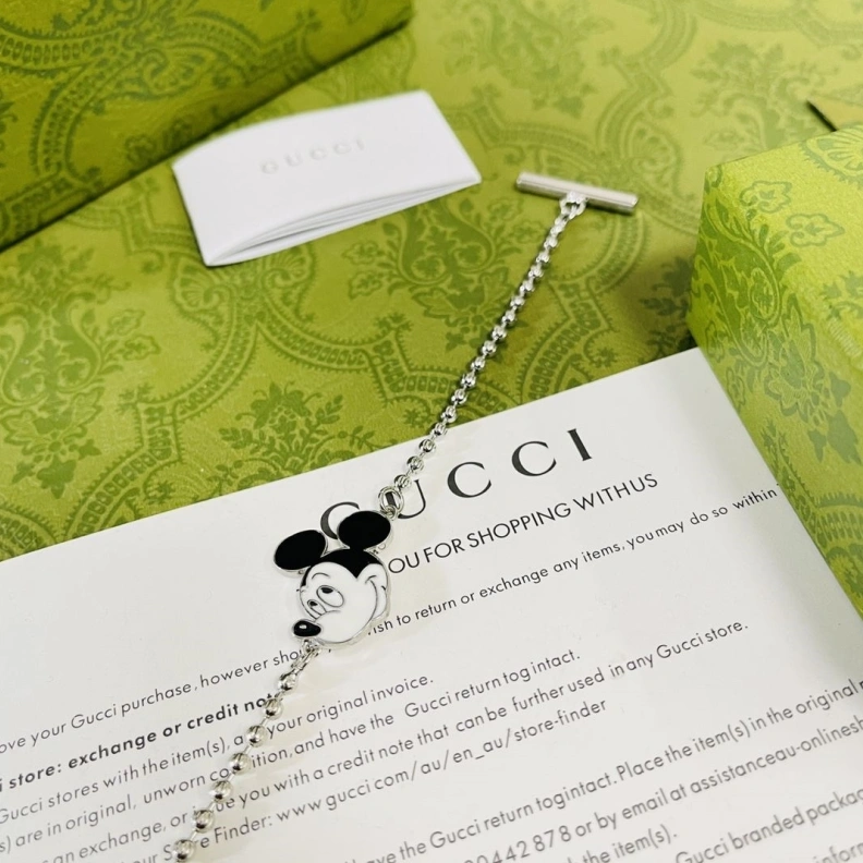 Sophisticated Gxccx Bracelets 302220