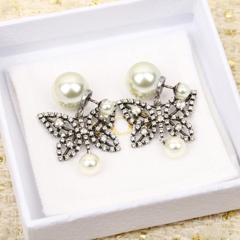 Christian Dxxr Earrings Fashionable 293805