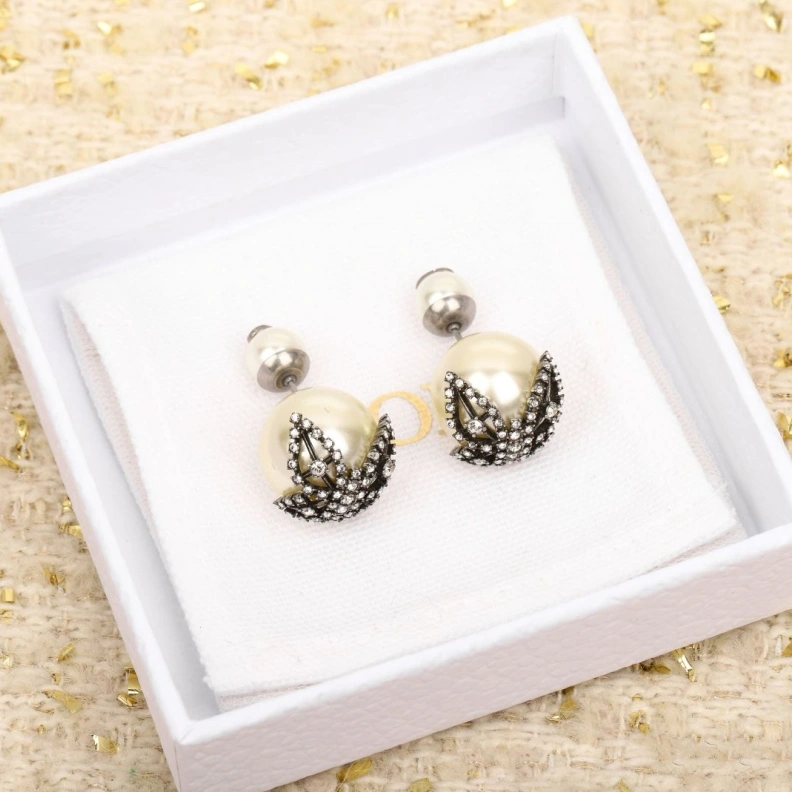 ModernLook Christian Dxxr Earrings 293804