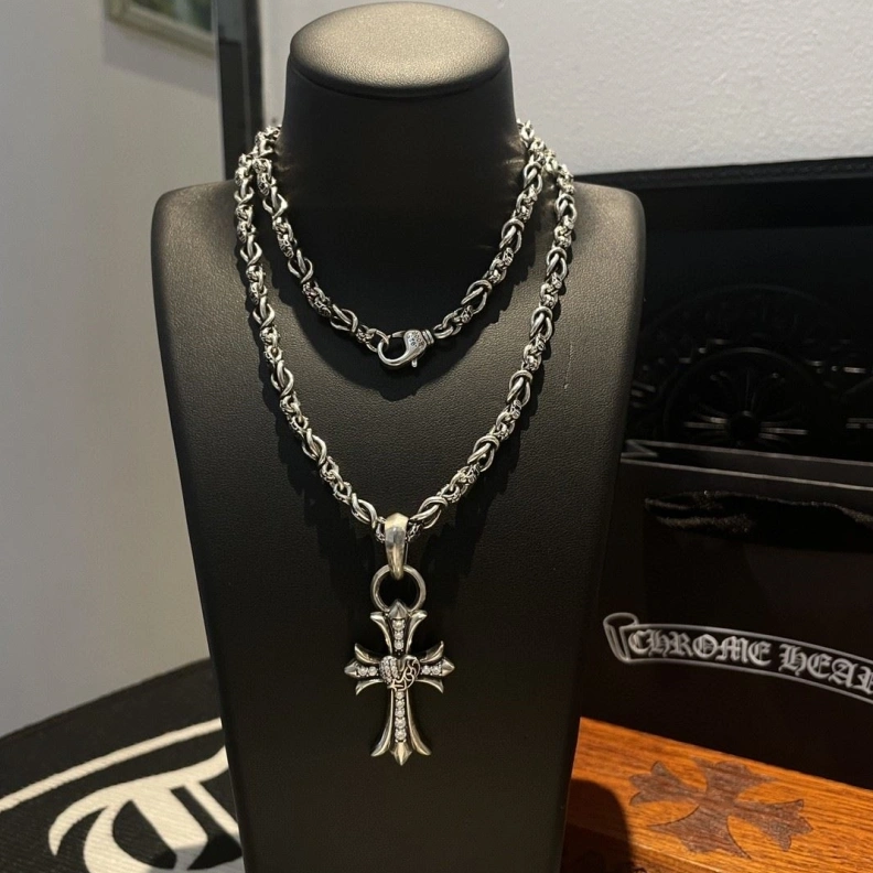 StreetReady Chrxmx Hxxrts Necklaces 295699