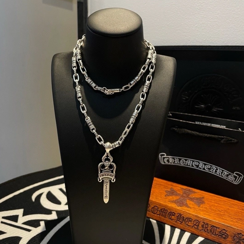 Chrxmx Hxxrts Necklaces DailyWear 295698