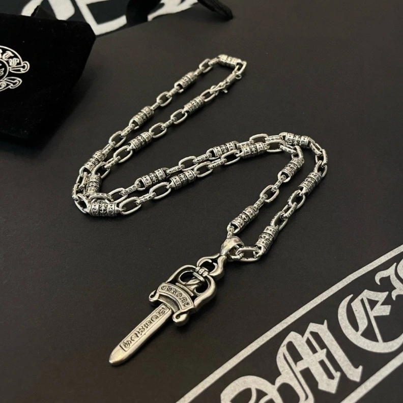 Chrxmx Hxxrts Necklaces DailyWear 295698