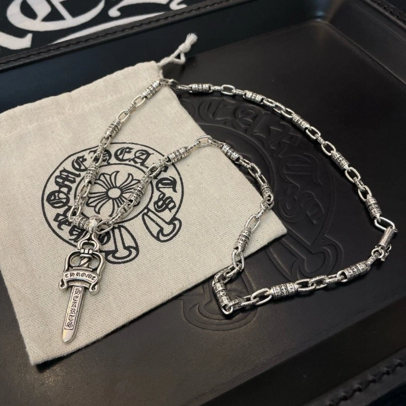 Chrxmx Hxxrts Necklaces DailyWear 295698