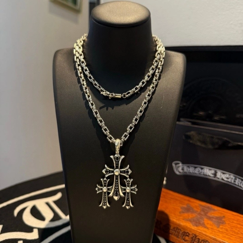 Chrxmx Hxxrts Necklaces Resilient 295694