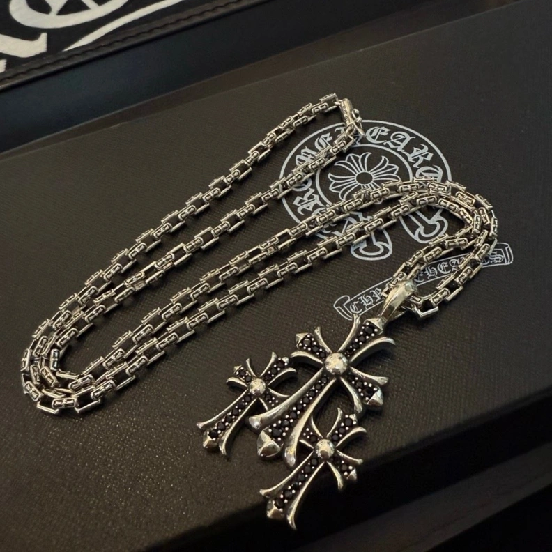 Chrxmx Hxxrts Necklaces Resilient 295694