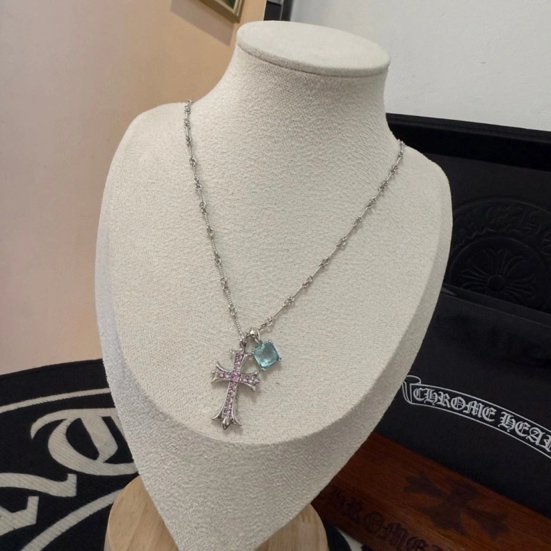 Chrxmx Hxxrts Necklaces DailyWear 295693
