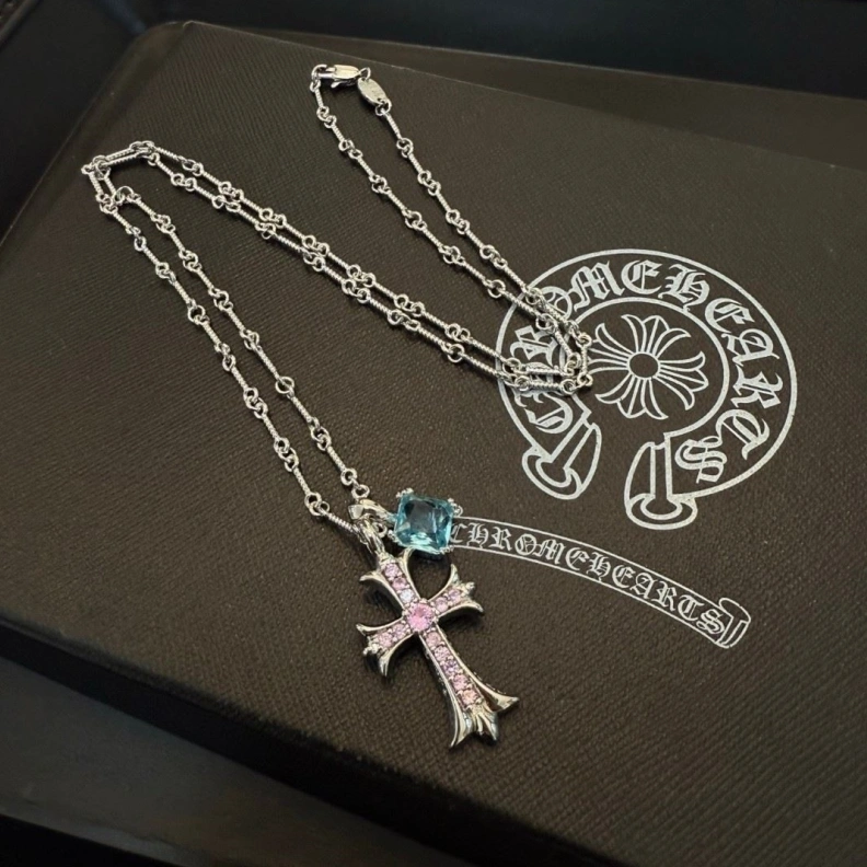 Chrxmx Hxxrts Necklaces DailyWear 295693