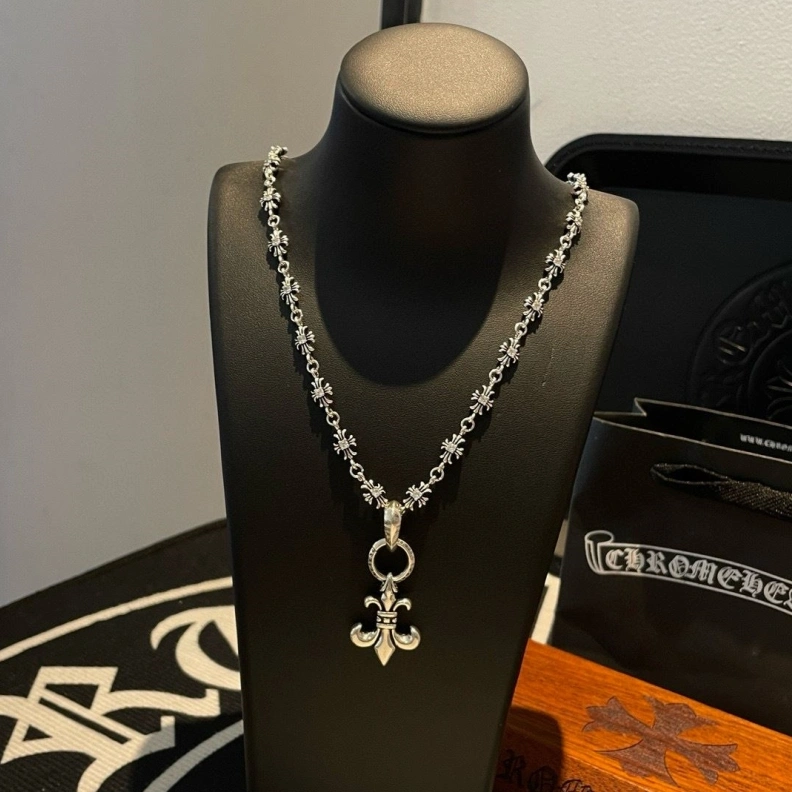 SportInspired Chrxmx Hxxrts Necklaces 295689