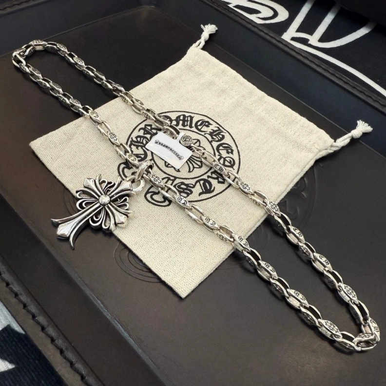 Chrxmx Hxxrts Necklaces Refined 295687