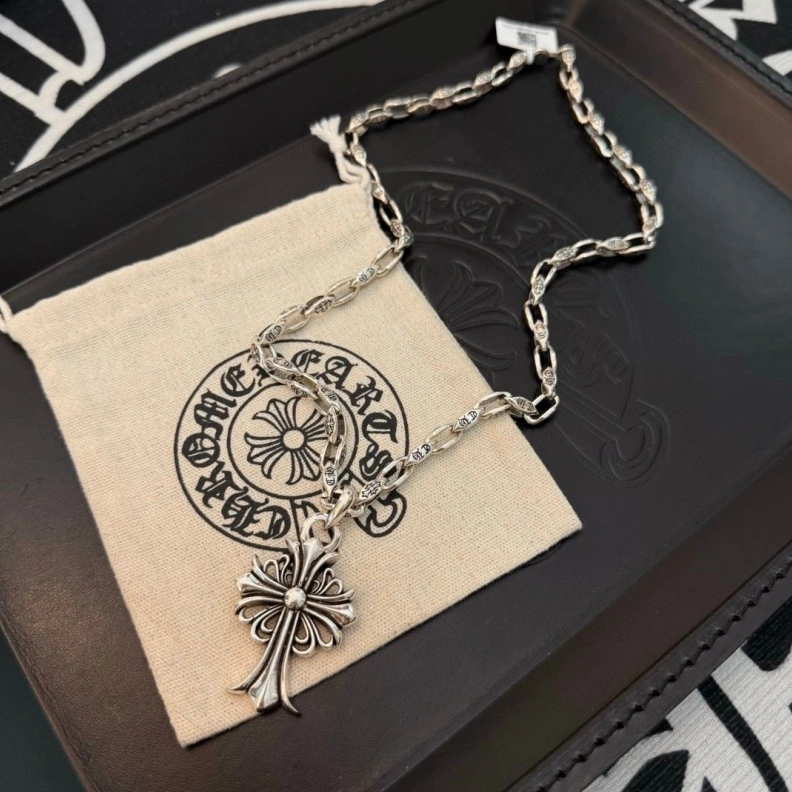 Chrxmx Hxxrts Necklaces Refined 295687