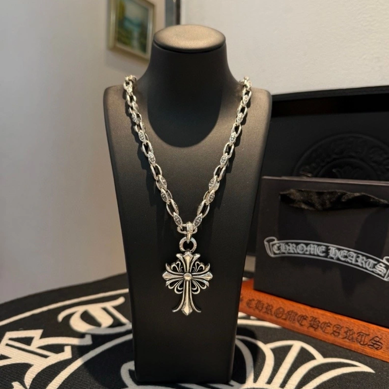 Chrxmx Hxxrts Necklaces Refined 295687