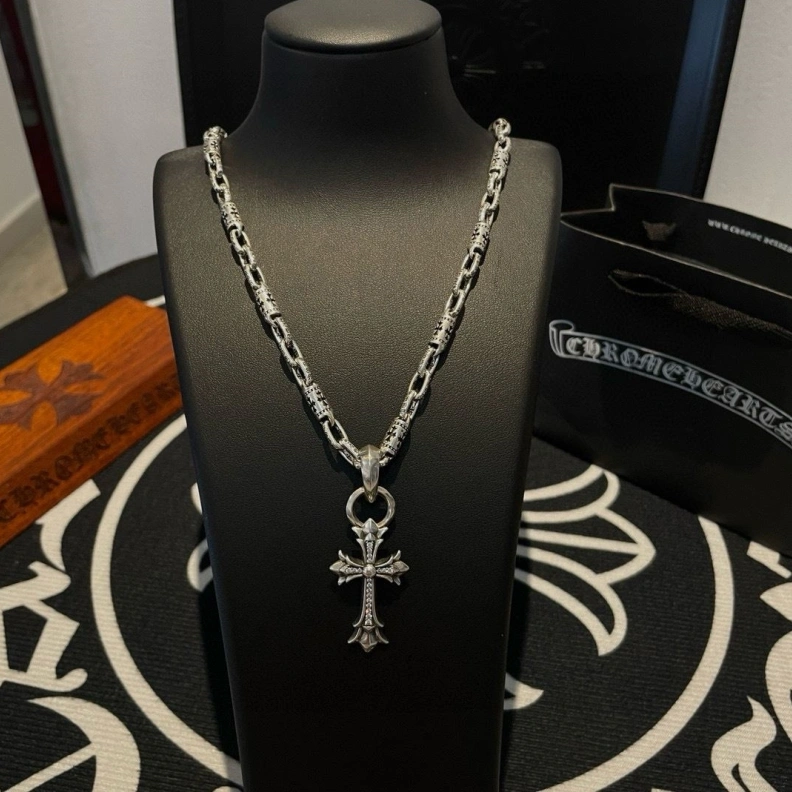 Chrxmx Hxxrts Necklaces Timeless 295695