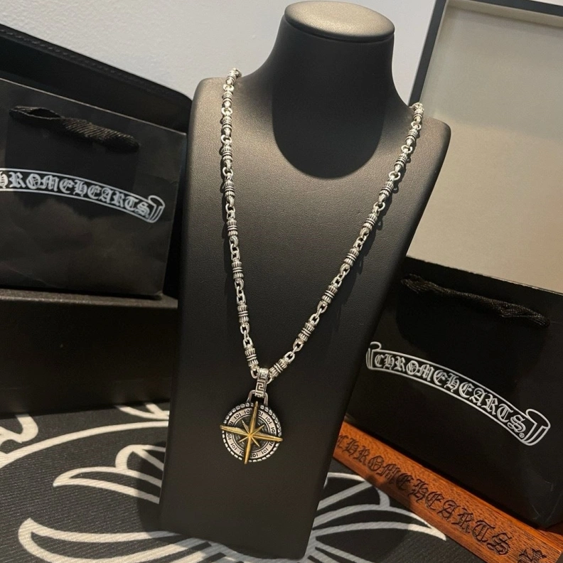 Chrxmx Hxxrts Necklaces GoodFit 295685