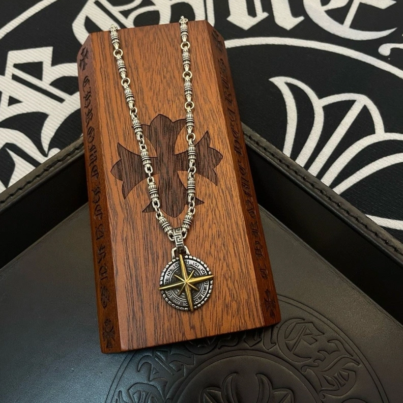 Chrxmx Hxxrts Necklaces GoodFit 295685