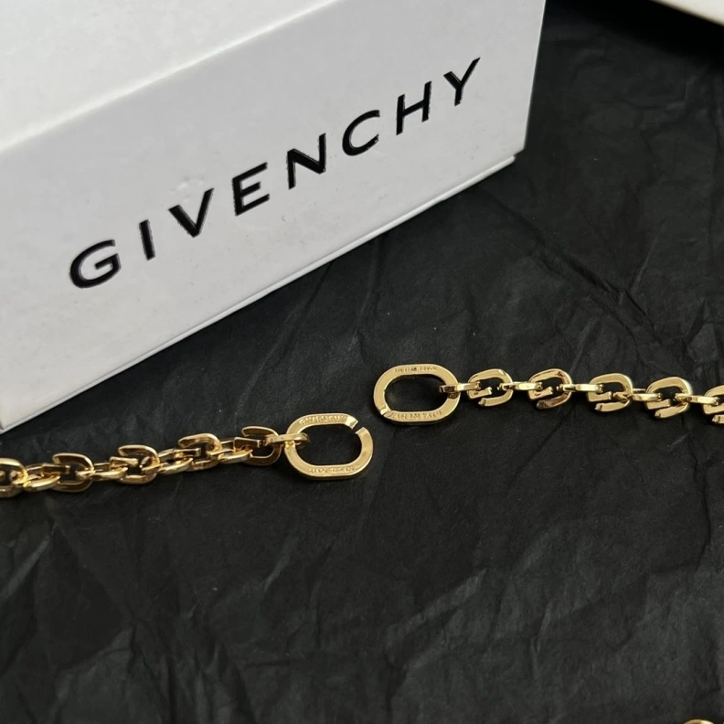 GXVXNCHY Classic 312867