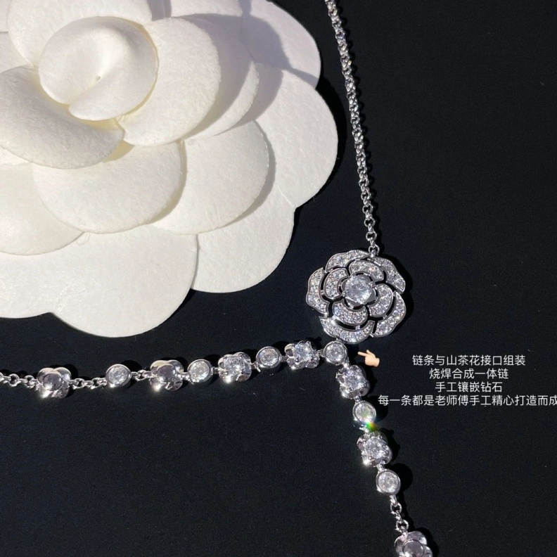 Chxnxl Necklaces Vibrant 284805