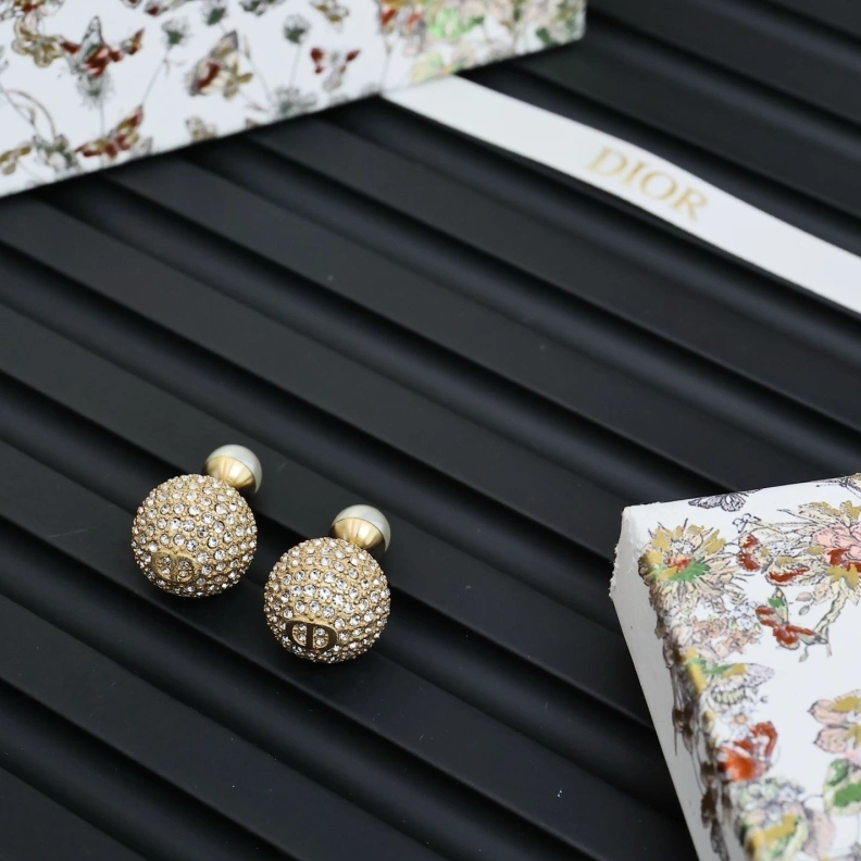 Elegant Christian Dxxr Earrings 294546