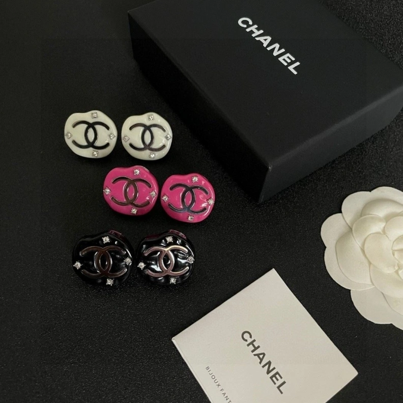 WellDesigned Chxnxl Earrings 285120