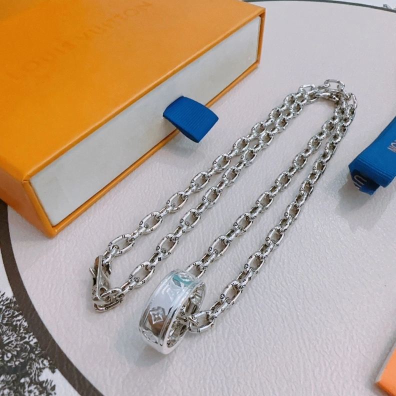 LX Necklaces EyeCatching 308400