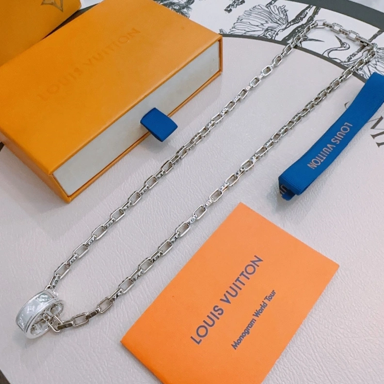 Refined LX Necklaces 308401