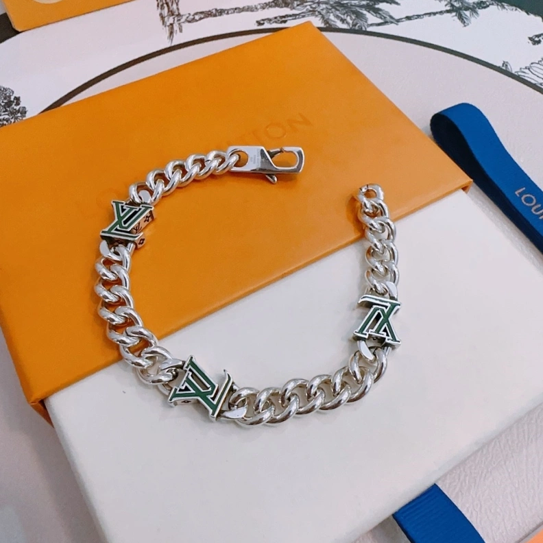 Resilient LX Necklaces 308393