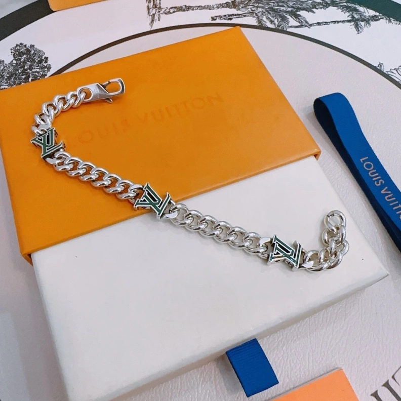 Resilient LX Necklaces 308393