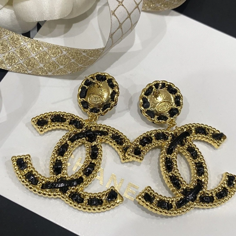 Cozy Chxnxl Earrings 285102